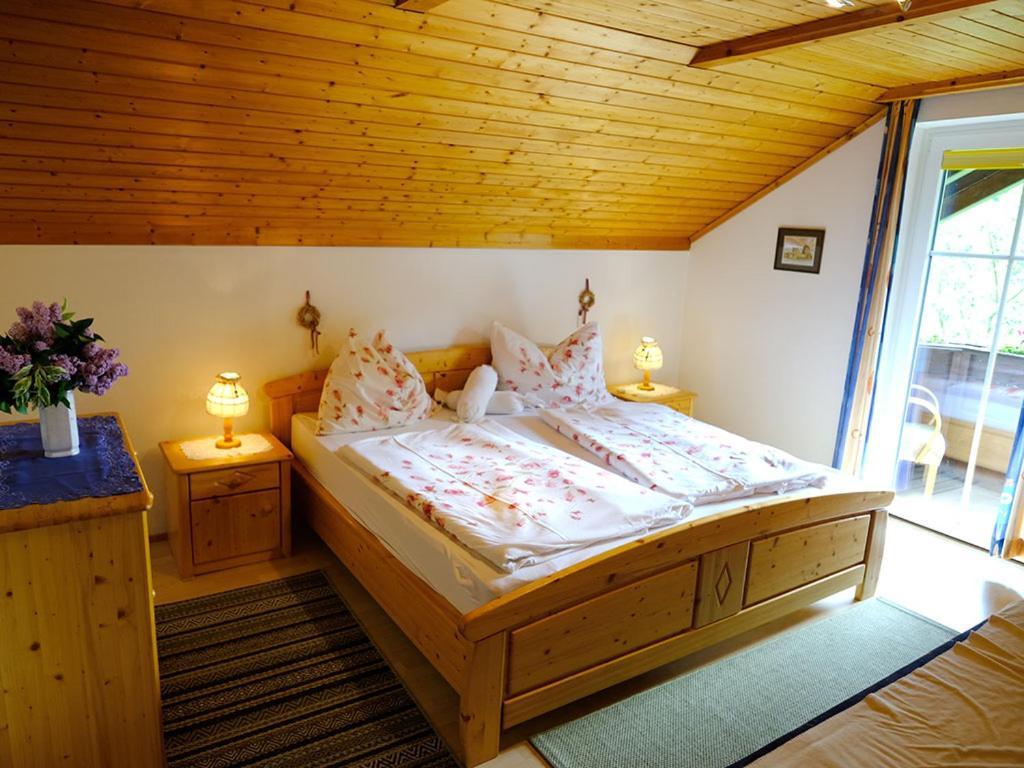 Haus Kremser Бад Кляйнкирххайм Экстерьер фото